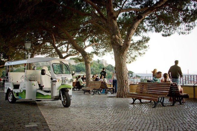 Explore Lisbon by Tuk Tuk: History and Viewpoints - Lisbon’s squares and central neighborhoods