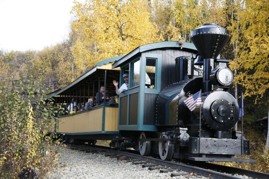 Fairbanks: Gold Dredge 8 Historic Train Tour - Riding the Tanana Valley Railroad from Fairbanks