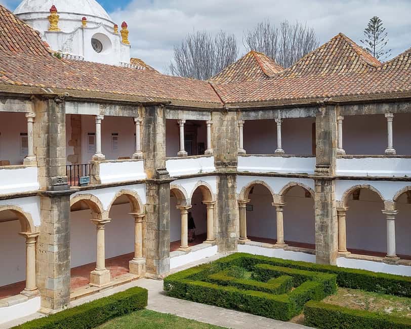 Faro: Private & Flexible Walking Tour in Historic Center - Baixa de Faro and its cobbled streets