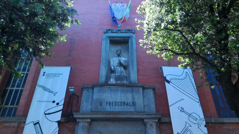 Ferrara: Medieval Ferrara and the Jewish Ghetto Walking Tour - Who should book this Ferrara walk?