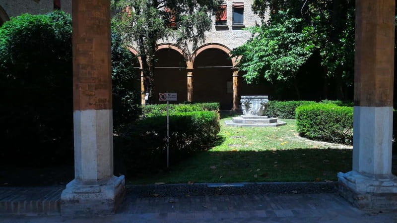 Ferrara: Medieval Ferrara and the Jewish Ghetto Walking Tour - Is $169.93 good value for up to six people?