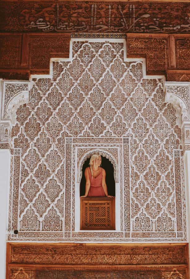 Fes: A Guided Walking Tour Through the Historic Medina - Through the lanes and courtyards of the medina