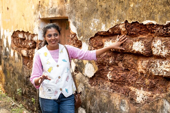 Fontainhas Heritage Walk by Make It Happen - Goan sweets and a bakery pause