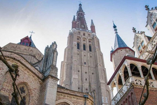 Food tasting & Historical walk - Fries, waffles, and bitterballen