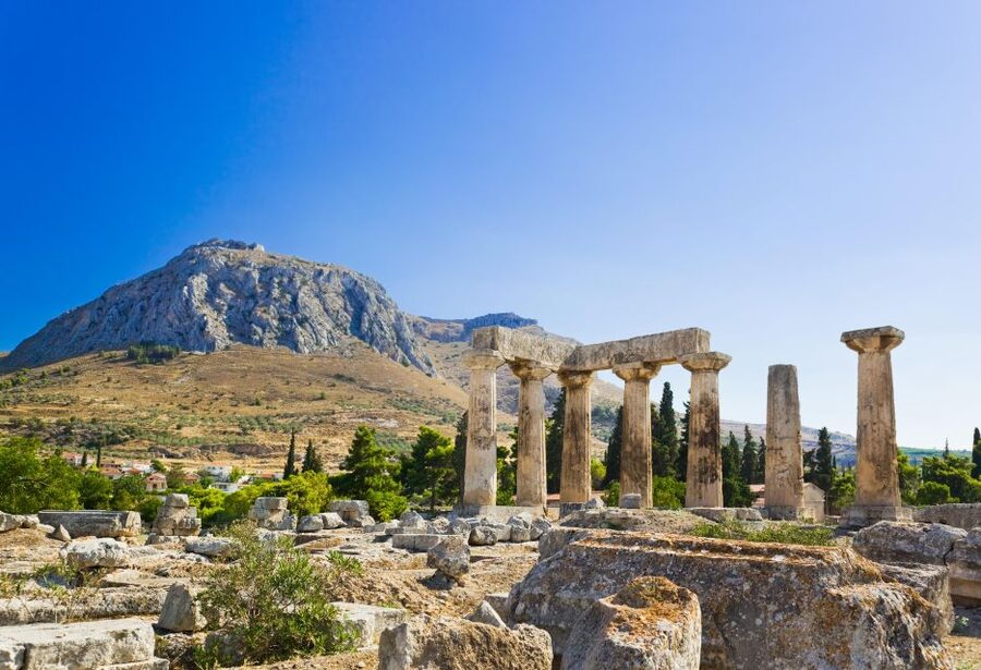From Athens: Ancient Corinth Day Trip with Canal & VR Guide - Why the Corinth Canal makes a strong opening stop