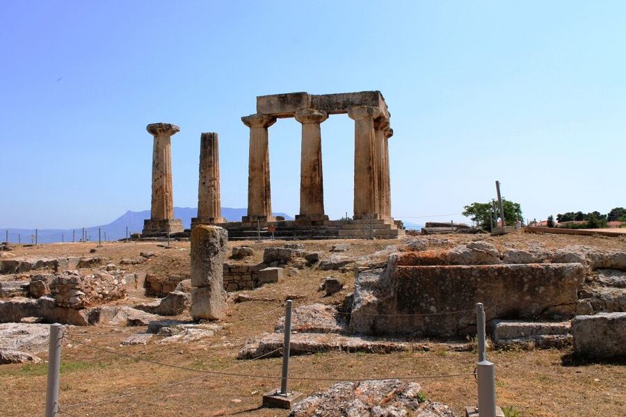 From Athens: Half-Day Ancient Corinth Tour - Seeing the wealth of ancient Corinth