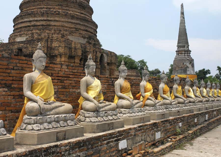 From Bangkok: Ayutthaya Ancient City Temple Tour - Bang Pa-In Palace: a gentler opening