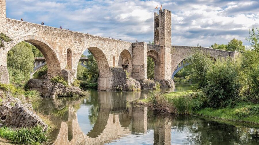 From Barcelona: Besalú & Medieval Towns Tour w/ Hotel Pickup - Key points to know before booking