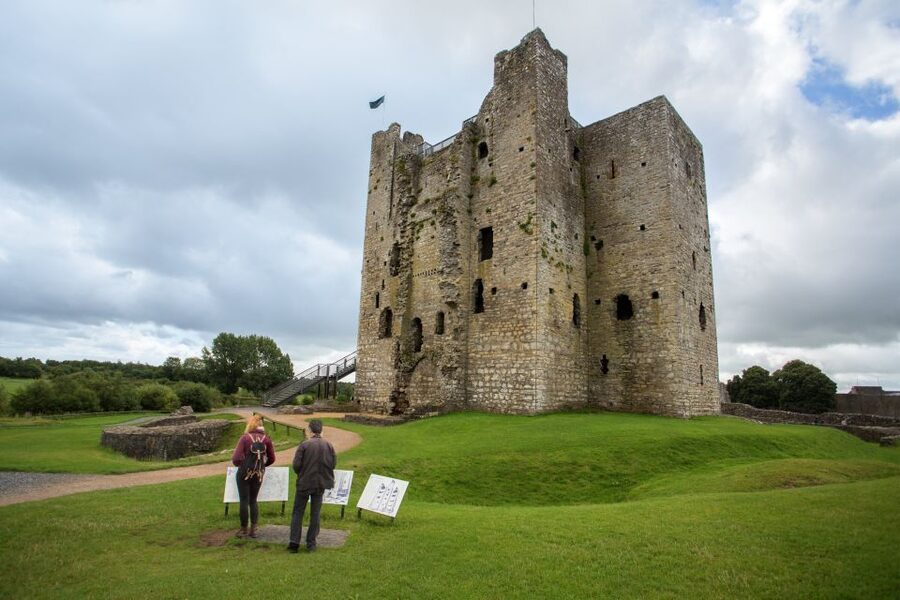 From Dublin: Celtic Boyne Valley and Ancient Sites Tour - Loughcrew Cairns: the oldest and most physical stop