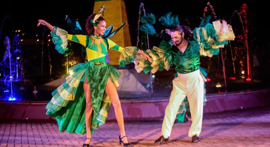 From Foz do Iguazu: Triple Frontier Landmark Ticket - Who will enjoy this four-hour outing?