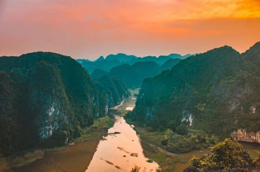 From Hanoi: Trang An eco-tourism - Hoa Lu ancient & Mua Cave - Mua Cave and the 500-step climb
