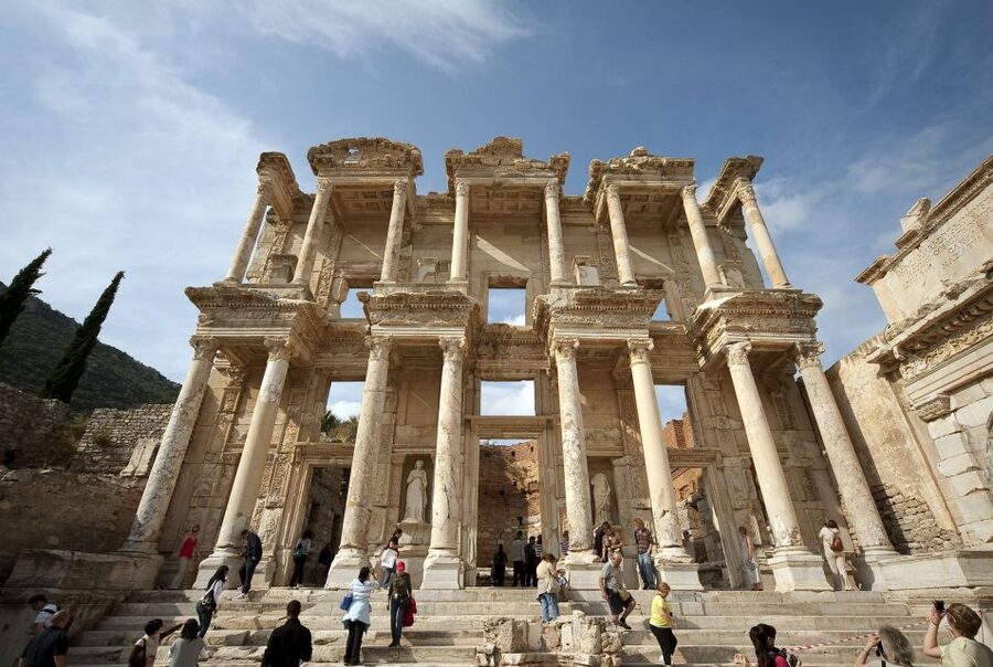 From Izmir: Guided Tour of the Ancient City of Ephesus - A guide makes the ruins easier to read