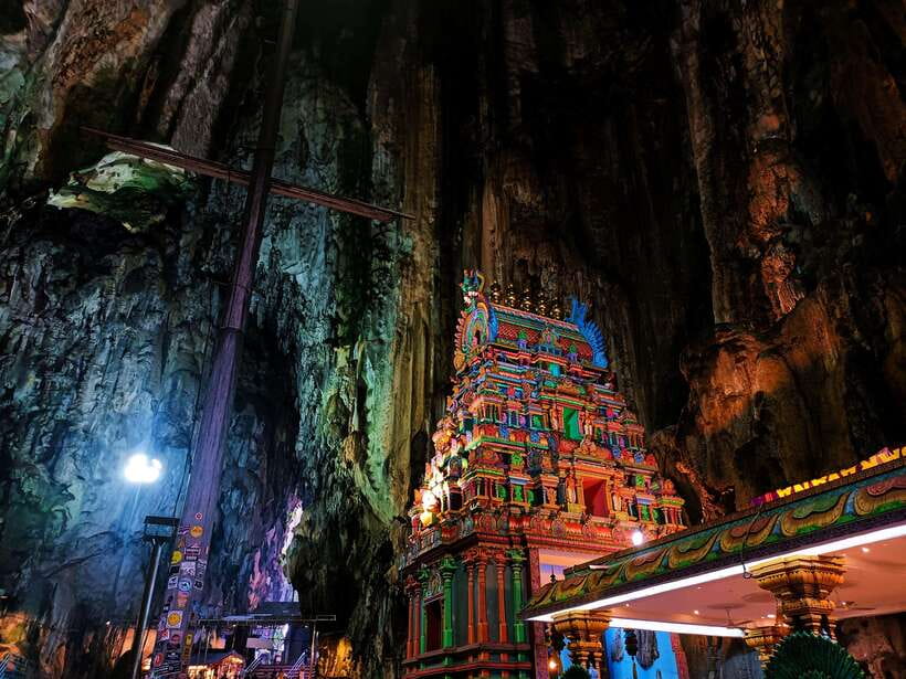 From Kuala Lumpur: Private Batu Caves Cultural Tour - Why Batu Caves is worth the short trip from Kuala Lumpur