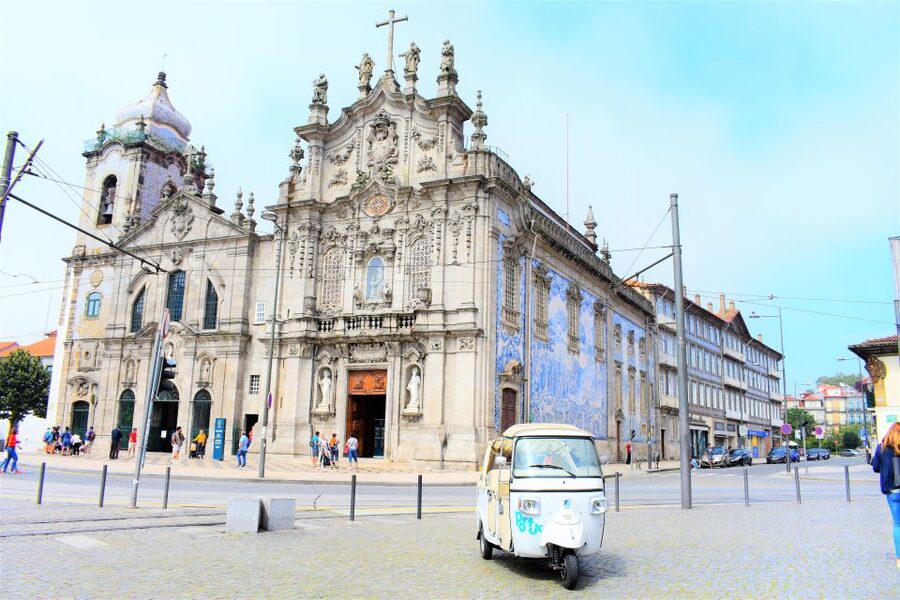 From Leixões: Private Porto Historic Center Tuk Tuk Tour - Bolhão, the traditional market, and Rua de Santa Catarina