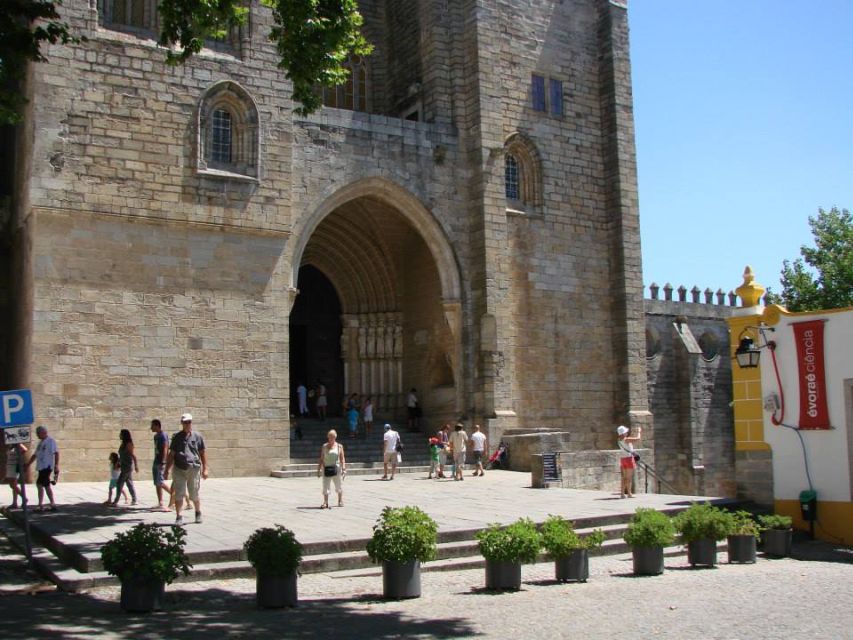 From Lisbon: Évora Wine & Heritage Tour - Starting at Marquês de Pombal Square