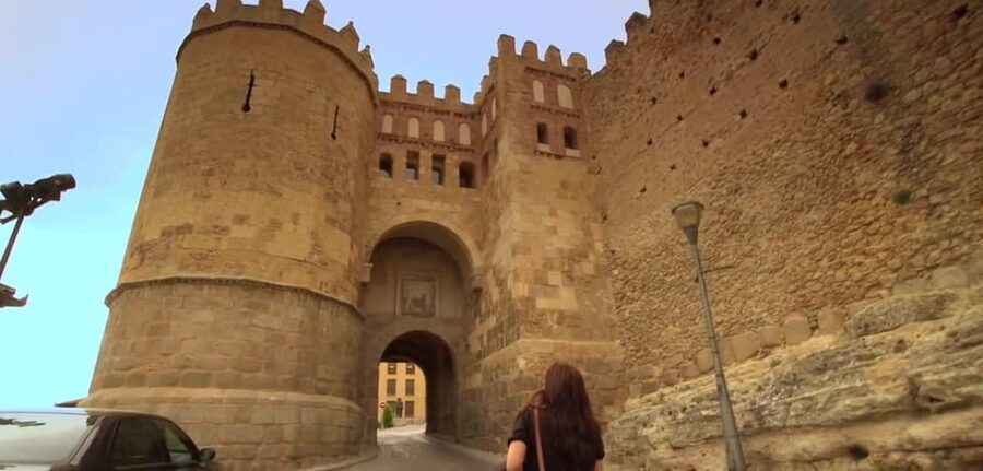 From Madrid: History and Charm of Segovia Full-Day Tour - The Alcázar, Segovia’s storybook castle