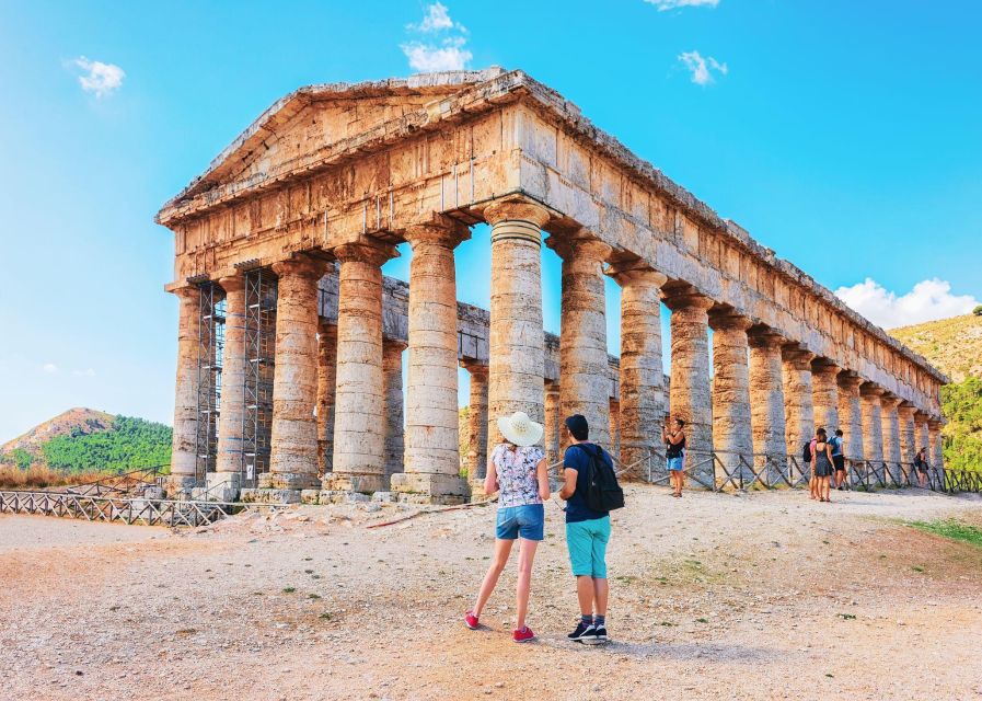 From Palermo: Segesta Archaeological Park Transfer - The morning ride from Piazza Verdi
