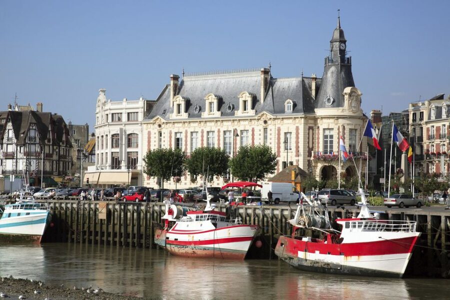 From Paris: Normandy D-Day Beaches Day Trip - The long ride and what to pack