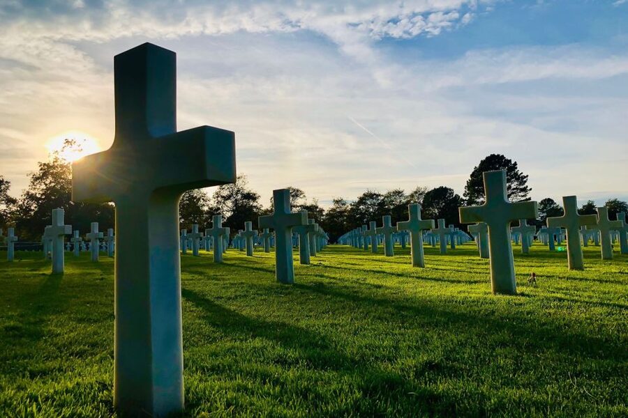 From Paris: Normandy Landing Beaches D-Day Tour by Minibus - Is $324 a fair price?