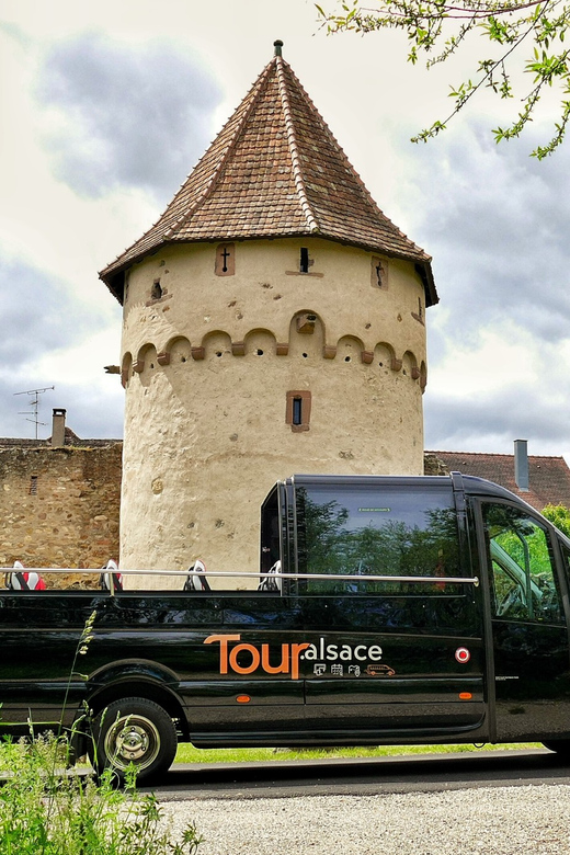 From Strasbourg: Medieval Villages & Wine Tasting Day Trip - Riquewihr: lunch in the best-known village