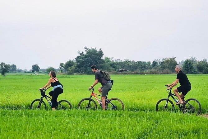 Full-Day Historical Park and Countryside Tour in Sukhothai - Wat Mangkon and Wat Pa Mamuang