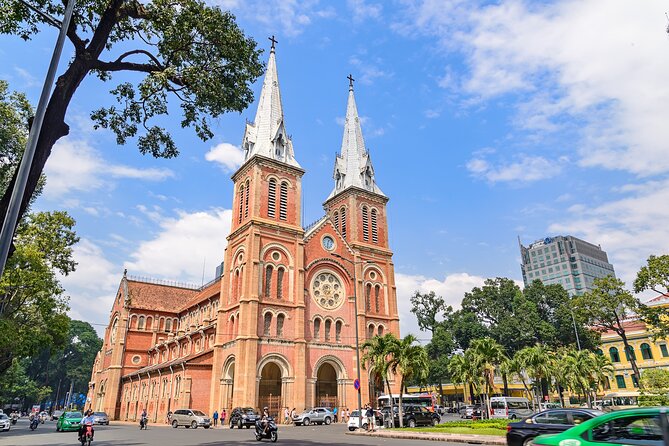 Full-Day Ho Chi Minh City Tour with Colonial Heritage & Chinatown - Why this route works for a first day in Saigon