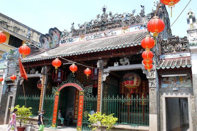 Full-Day Ho Chi Minh City Tour with Colonial Heritage & Chinatown - Facing the war at the War Remnants Museum