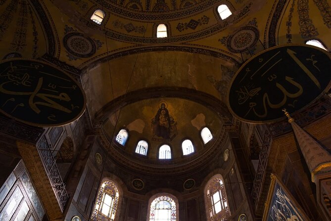 Full-Day Private Guided Cultural Tour of Istanbul - Basilica Cistern is the atmospheric finale