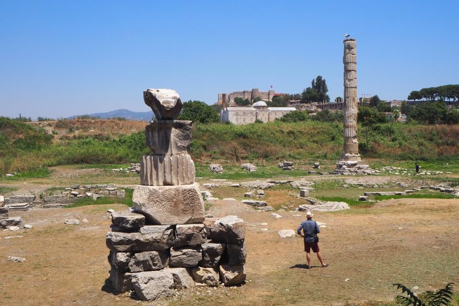 Full-Day Tour of Ancient Ruins in Ephesus from Izmir - Lunch, local products, and the sales stops