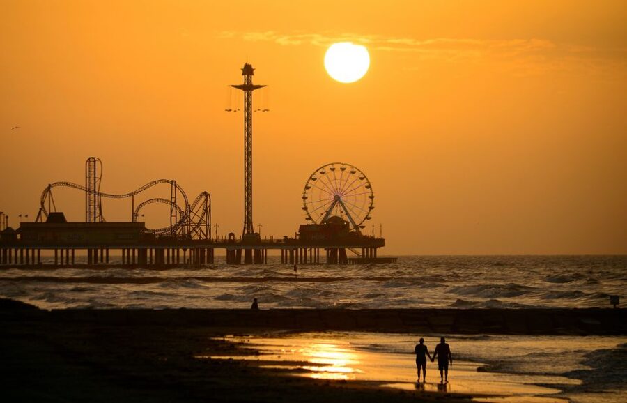 Galveston: Historic Pleasure Pier All-Day Pass - What your $30 Pleasure Pier pass actually buys