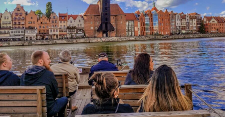 Gdansk: City Cruise on Historical Polish Boat - Moving into the Motława and Old Town