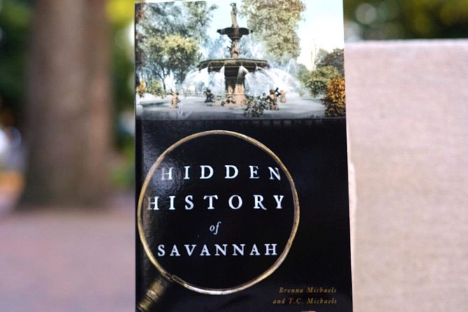 Genteel and Bard's Savannah History Walking Tour - A guide, a headset, and stories that travel well