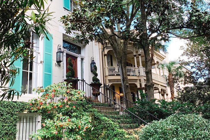 Genteel and Bard's Savannah History Walking Tour - Chippewa Square: Forrest Gump meets the founding of Savannah