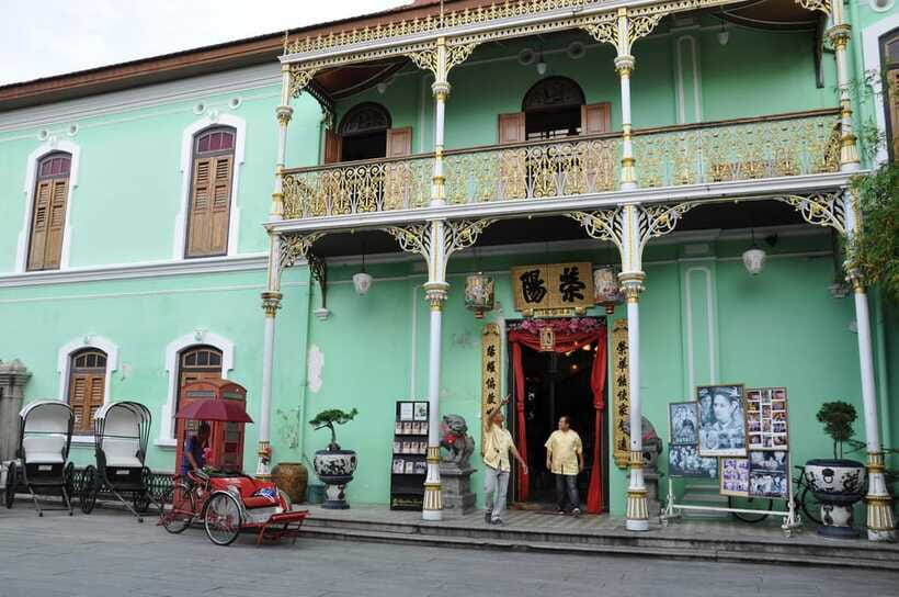 George Town: Private Half-Day Historical City Tour - Is $86 per person good value?