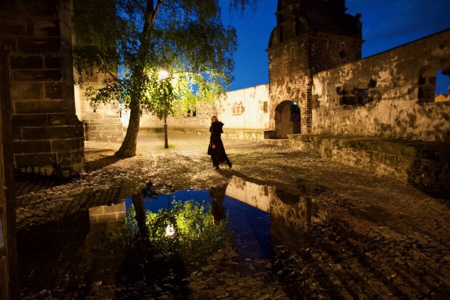 Görlitz: Ghosts and Spooky Historical Night Walking Tour - Key points to know before booking