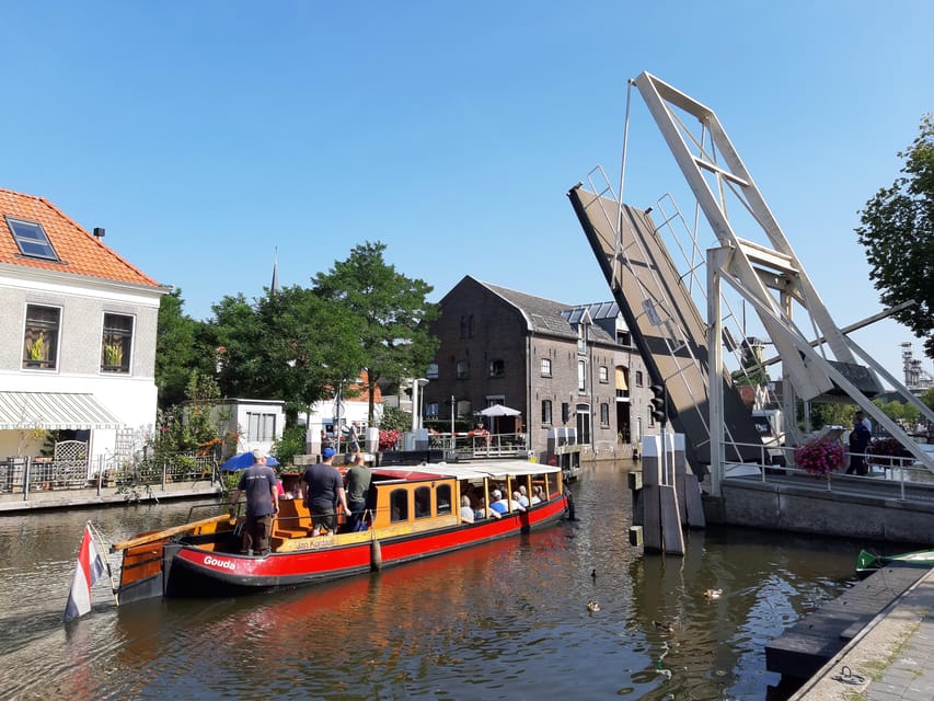 Gouda: Historical Canal Cruise - A ride on the Jan Salie or Jan Kordaat