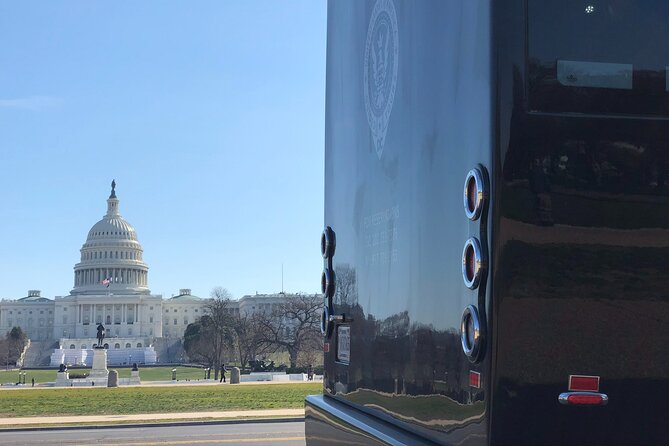 Guided African American History Tour with Reserved Museum Entry - Lincoln Park and two very different monuments