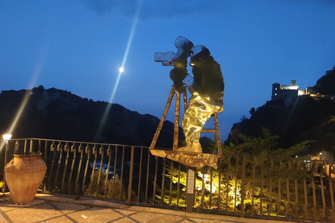Guided Cultural Tour of the Godfather Film in Messina - Gabriele’s guiding style and the personal touch