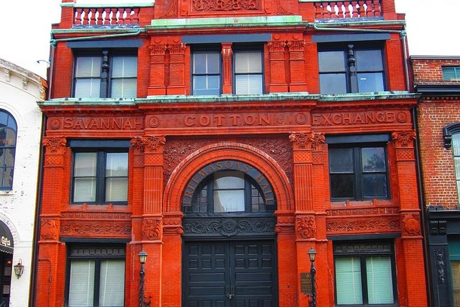 Guided Savannah Civil War History Walking Tour - Reynolds Square sets the scene
