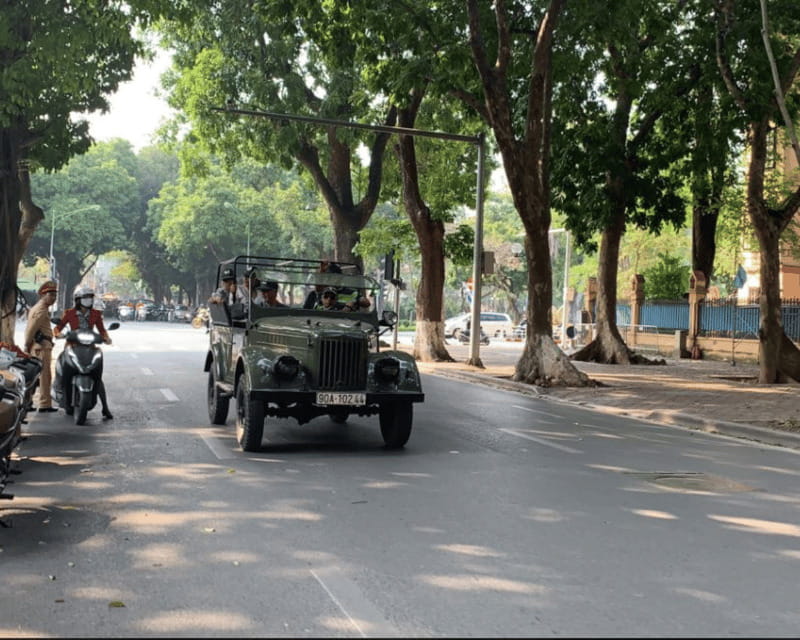 Hanoi: Historic Jeep Tour - Hanoi landmarks from Long Bien Bridge to Train Street