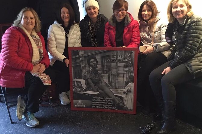 Harlem Heritage Holiday Tour - Reaching the Apollo Theater and 125th Street