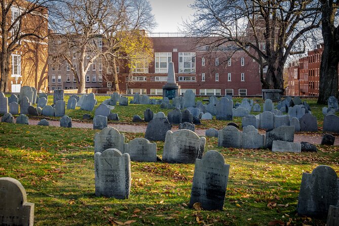 Haunted Boston’s Historic Streets Walking Guided Tour - Granary Burying Ground and Boston’s famous dead