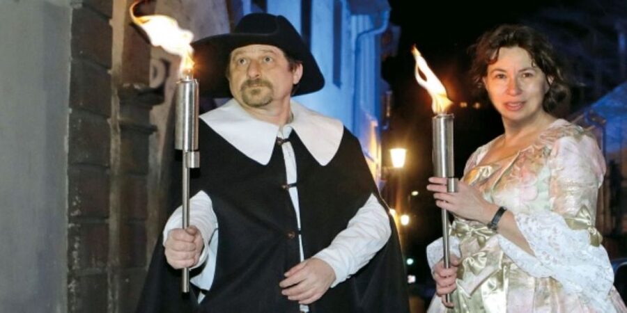 Heidelberg: Night Watchman Historic Adventure Tour - A different way to read Heidelberg