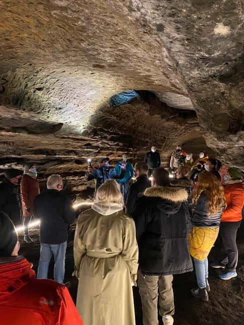 Hella: Guided Tour of Ancient Man-Made Caves - What your guide adds to the experience