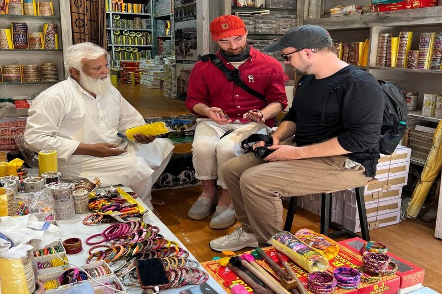 Heritage Walk & Street Food Tasting in Jaipur - Why the guides matter so much