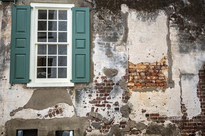 Hidden Alleyways and Historic Sites Small-Group Walking Tour - Guides make the biggest difference