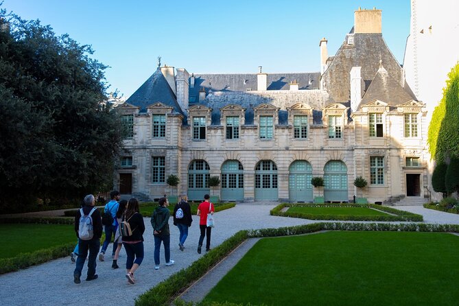 Hidden Paris: Explore Medieval Marais on a Walking Tour - Entering medieval Marais