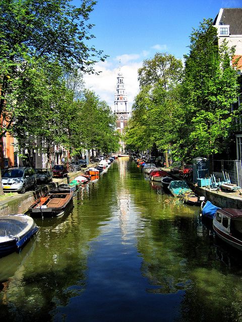 Historic Amsterdam 2-Hour Private Tour with Local Guide - Canals, bridges, and houseboats by bike or on foot