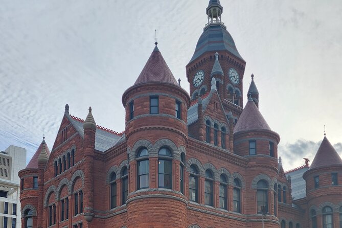 Historic Dallas Downtown Solo Self Guided Walking Tour - A short walk through Dallas’s biggest story