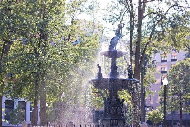 Historic Memphis Guided Walking Tour: Memphis Beyond Beale - WDIA and the sound of a changing city